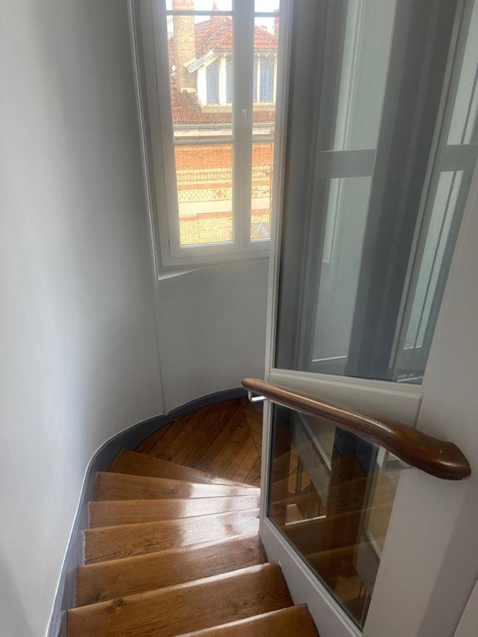 Paris Centre Dernier Etage Vue Ascenseur Lejlighed Eksteriør billede