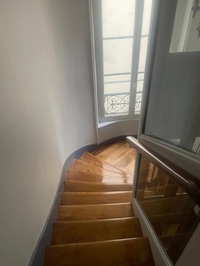 Paris Centre Dernier Etage Vue Ascenseur Lejlighed Eksteriør billede