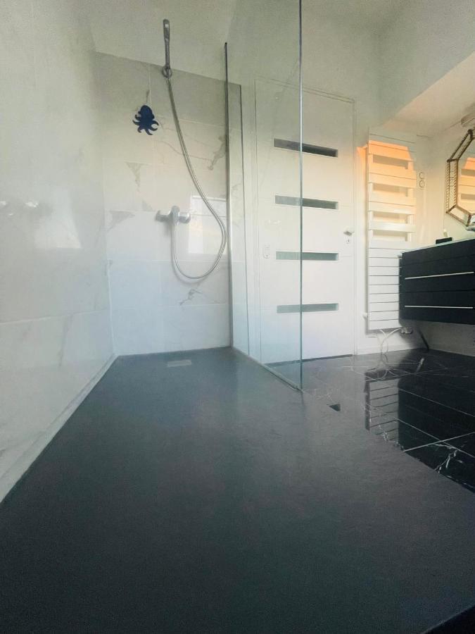Paris Centre Dernier Etage Vue Ascenseur Lejlighed Eksteriør billede